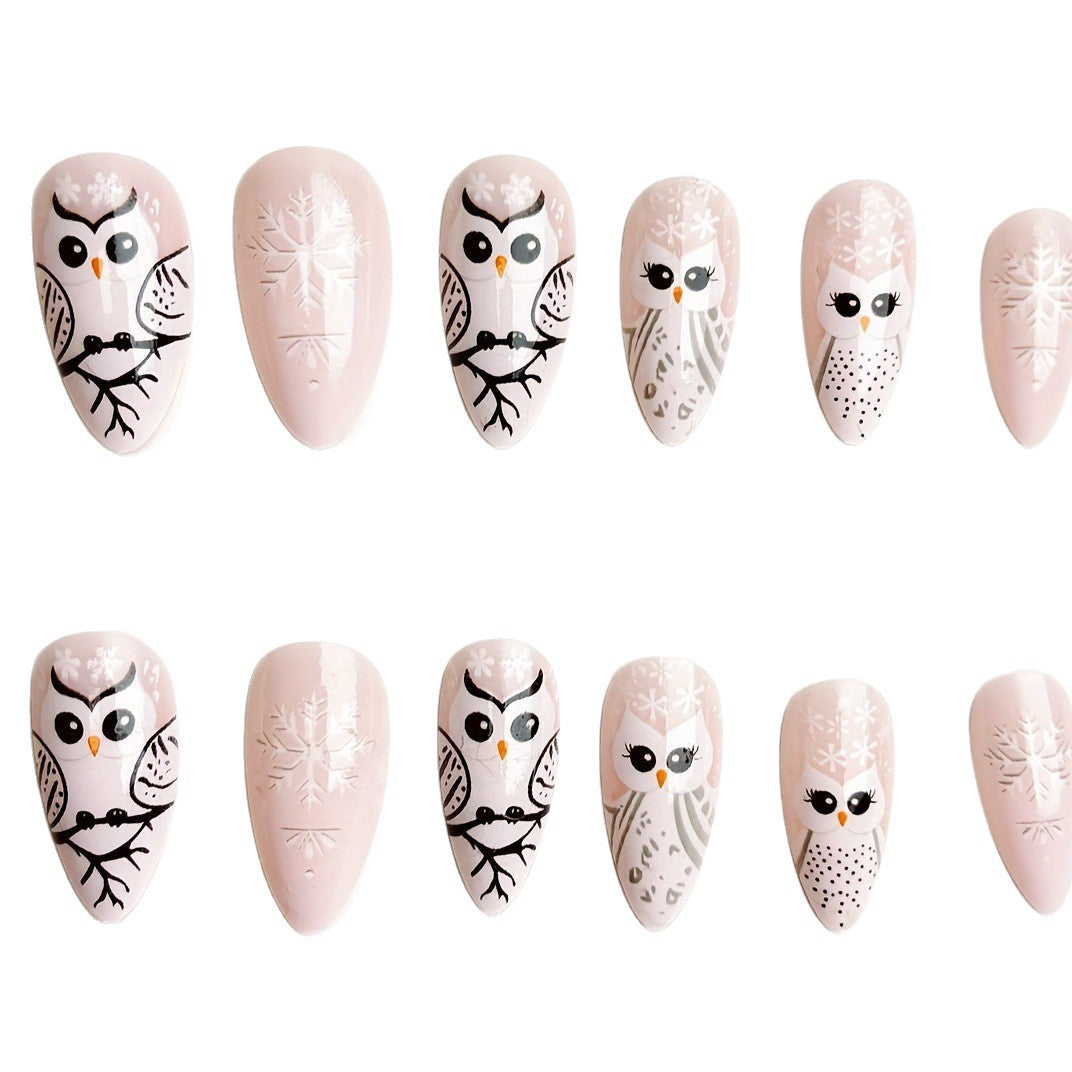 Kreative Nagelkunst Brehn