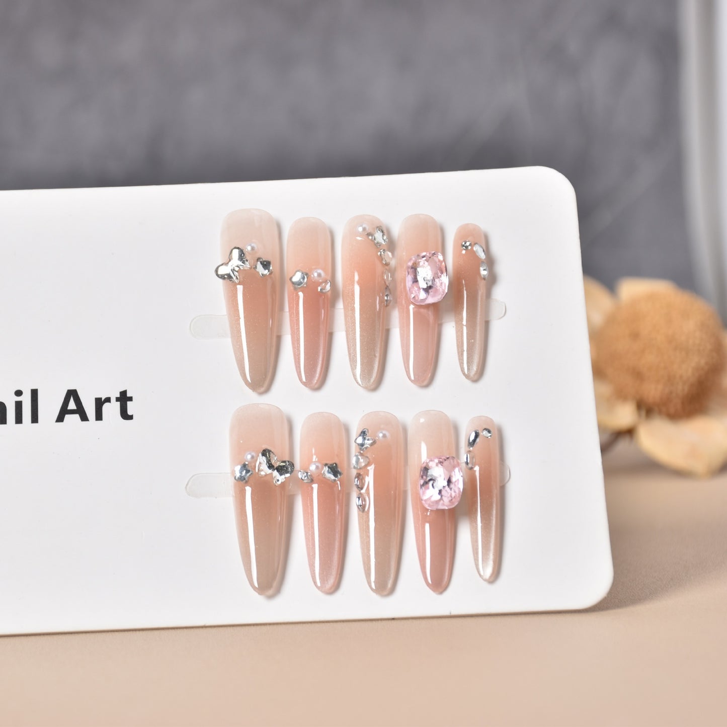 Elegante mit Strass veredelte Press-On Nagelverlängerungen Brehn