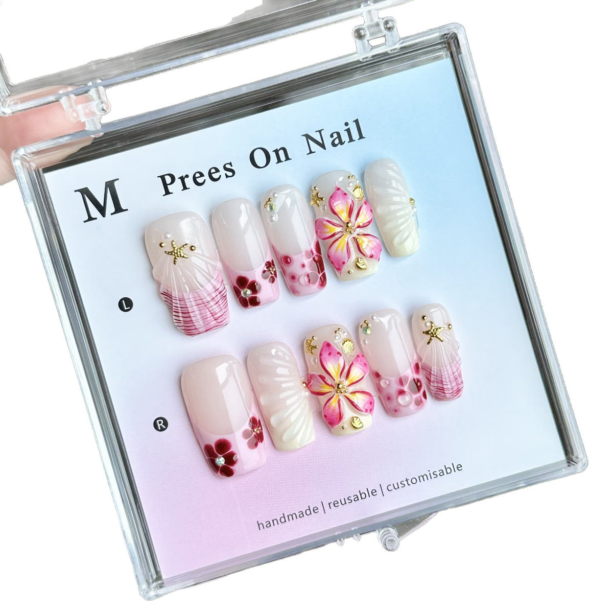 Dekoratives florales Press-On-Nagelset mit künstlerischen Akzenten