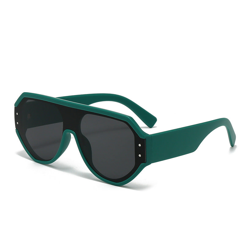 Damen modische oversized Sonnenbrille mit breitem Rahmen Brehn