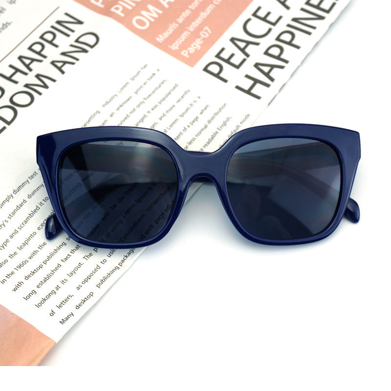 Damen Modische oversized Sonnenbrille mit markantem Rahmen Brehn