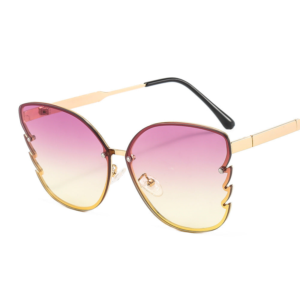 Damen statement Sonnenbrille mit einzigartigem Design und farbverlaufenden Gläsern Brehn