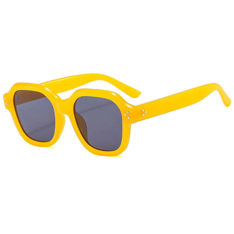 Damen Modische Retro-Sonnenbrille mit breitem Rahmen und UV-Schutz Brehn
