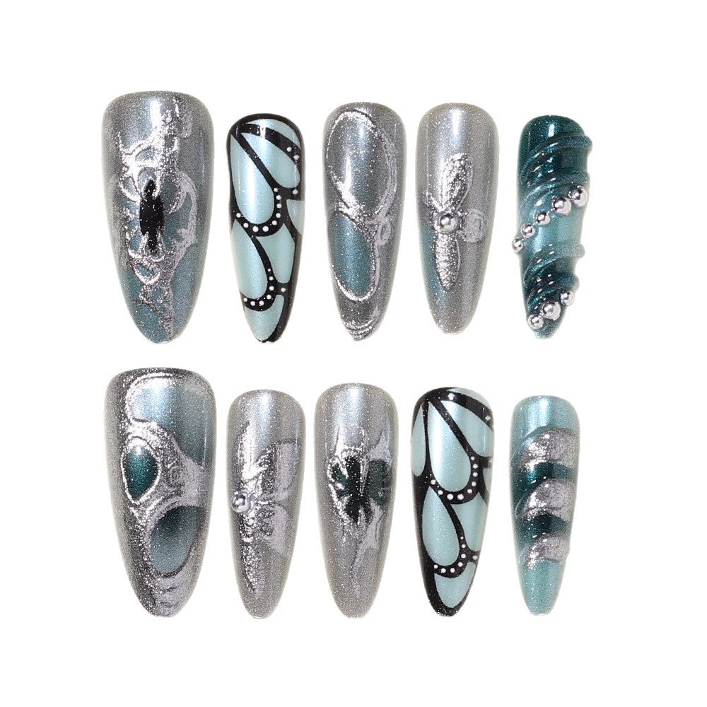 Künstlerische Nagelkunst Brehn