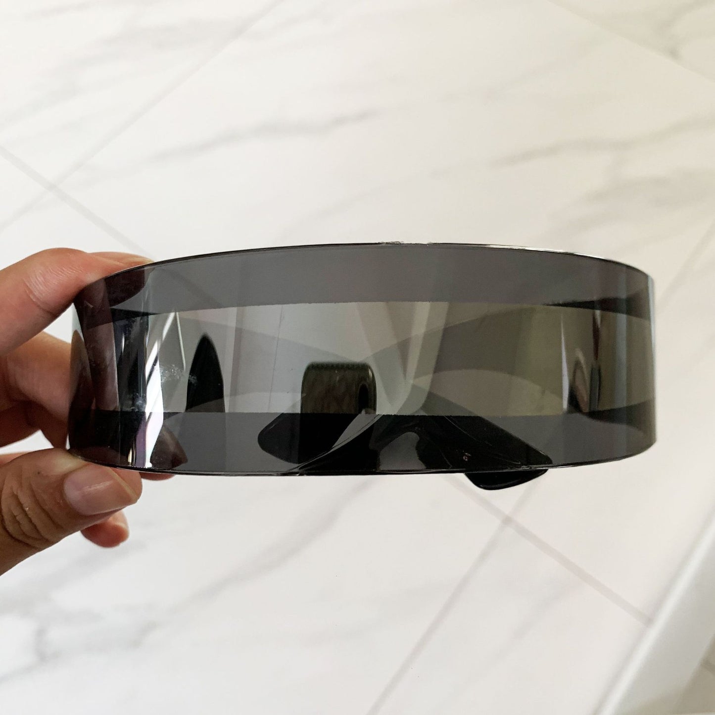 Damen futuristische visierähnliche Sonnenbrille Brehn