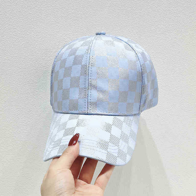 Stylische karierte Baseballmütze für Damen Brehn