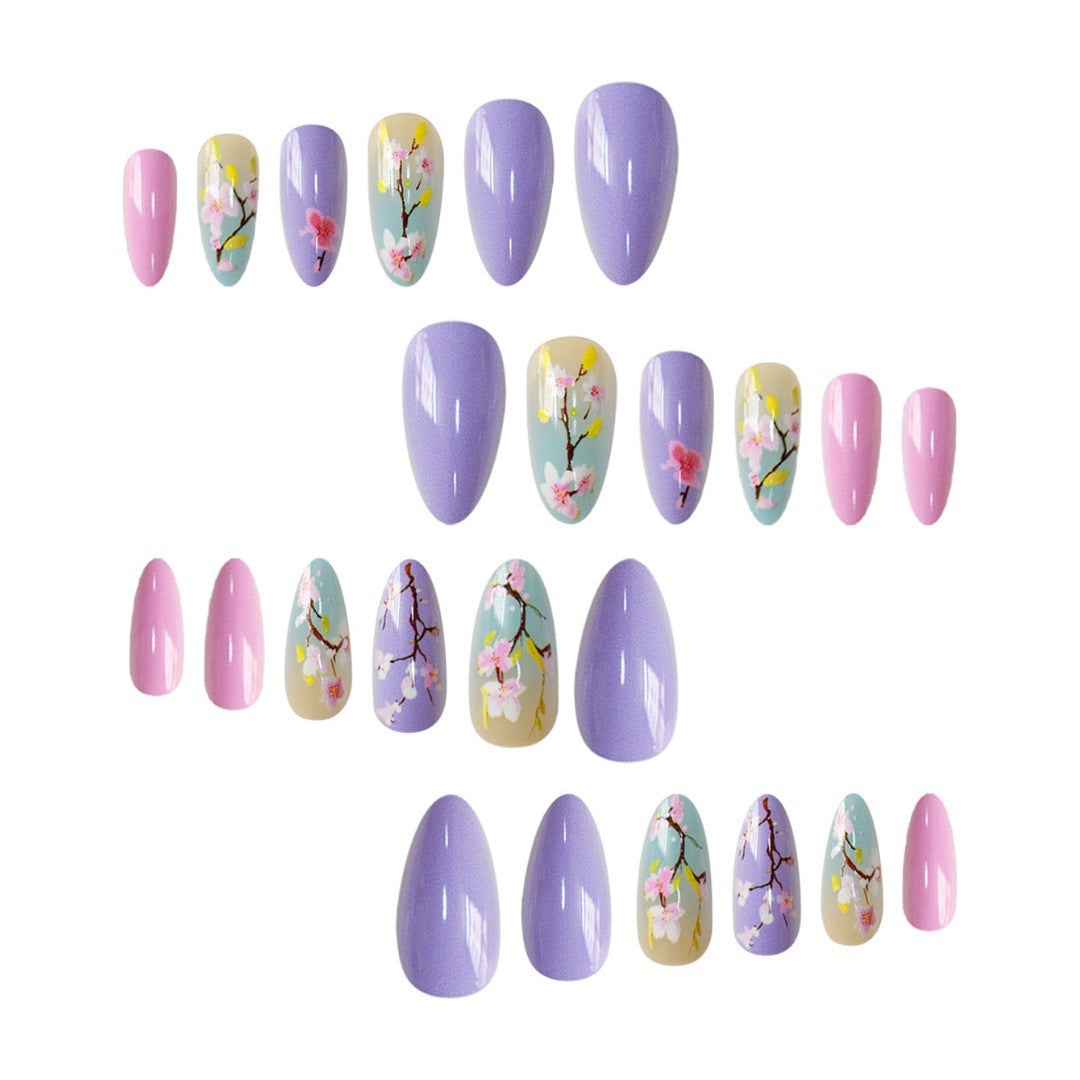 Künstlerische florale Press-On Nagelverstärkungen Brehn