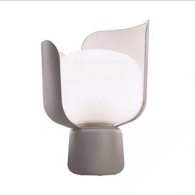 Künstlerische Tischlampe 1790878780