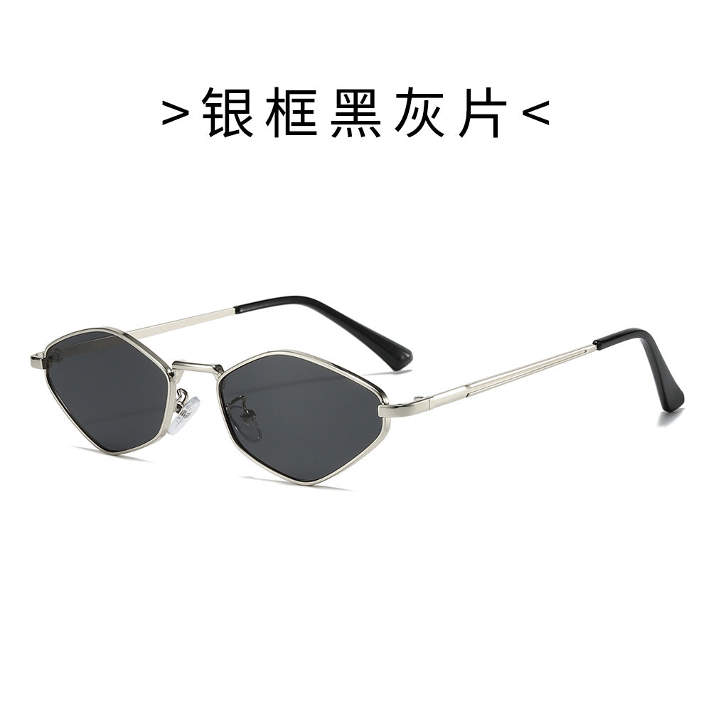 Damen Modische Sonnenbrille im futuristischen Design Brehn