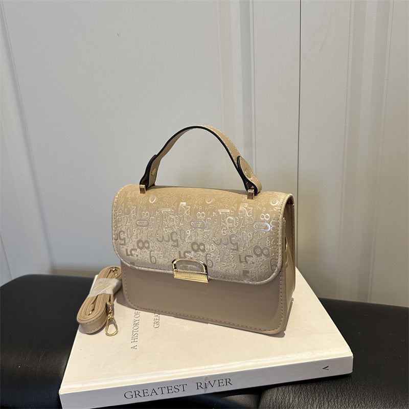 Stilvolle strukturierte Handtasche 1790614128