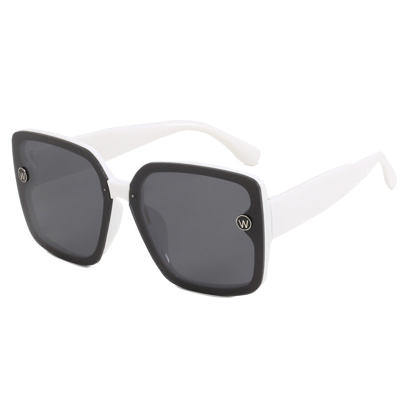 Damen modische quadratische Sonnenbrille mit extravagantem Design Brehn