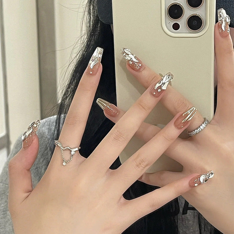 Dekorative Press-On Nagelkunst mit eleganten schwarzen Spitzen Brehn