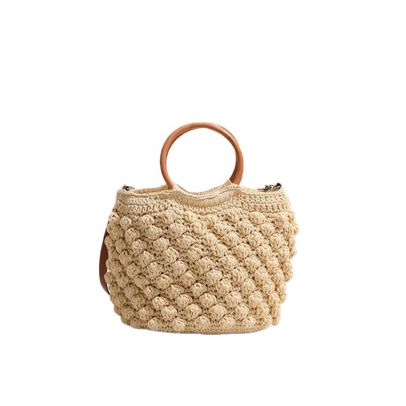 Handgefertigte Makramee-Tasche mit Holzgriffen Brehn