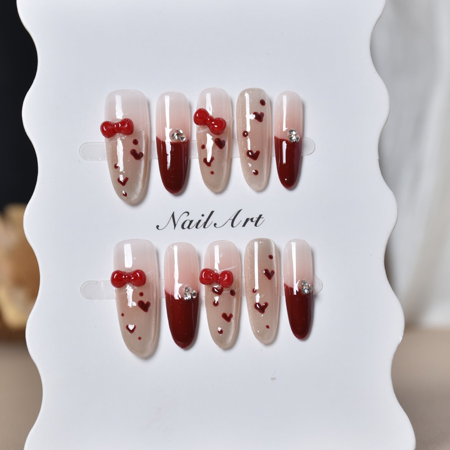 Künstlerisches Press-On Nail Set Brehn