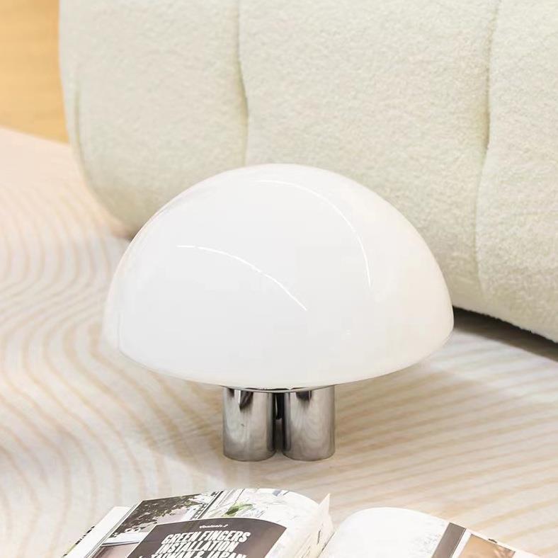 Zeitgenössische Kuppel Tischlampe