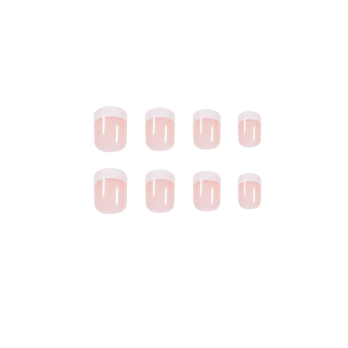 Kunstnägel im French Tip Design Brehn