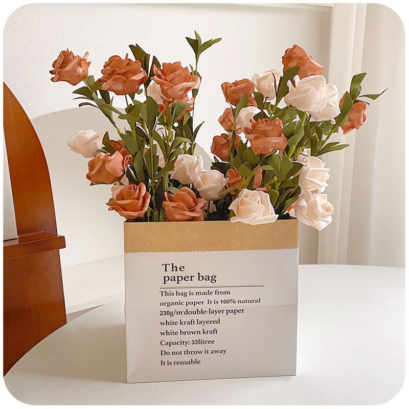 Dekorative Blumenarrangements