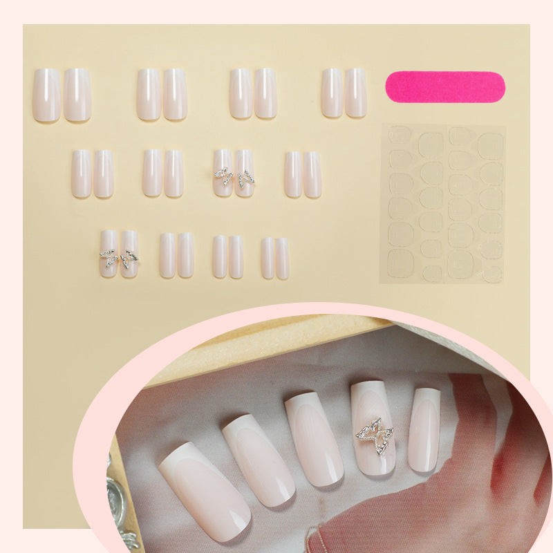 Premium Dekorative Press-On Nagelset mit Eleganten Schmetterlingsakzenten Brehn