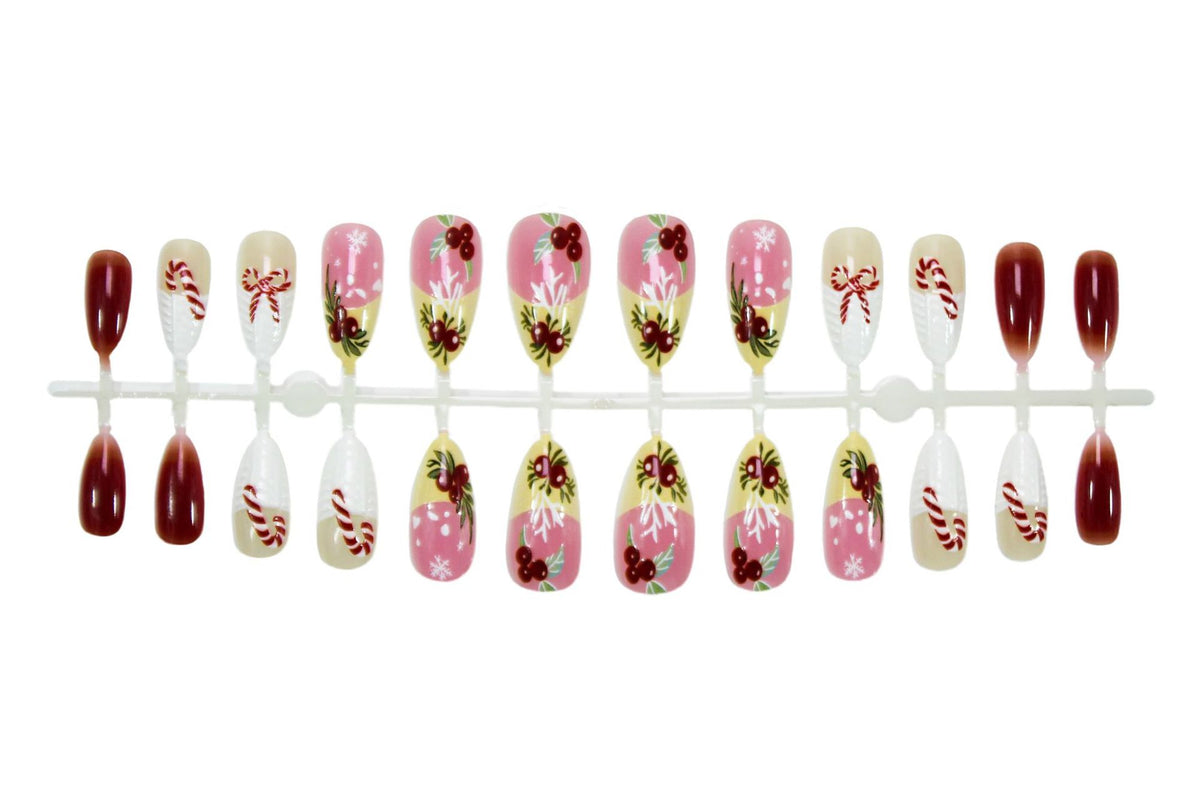 Kunstnagelset mit winterlichen und festlichen Designs Brehn