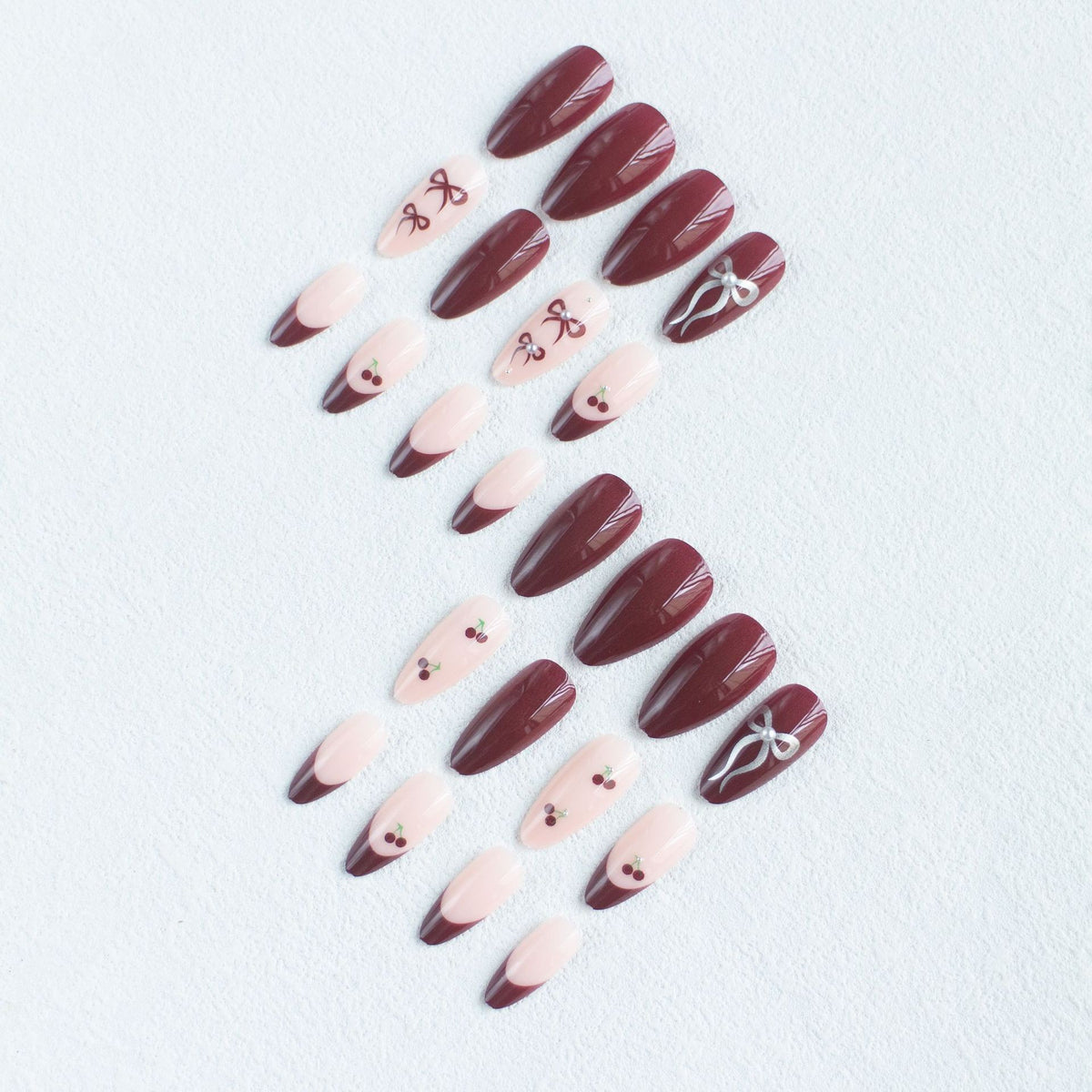 Elegantes Schleifen- und Kirschdesign Nagelkunstset