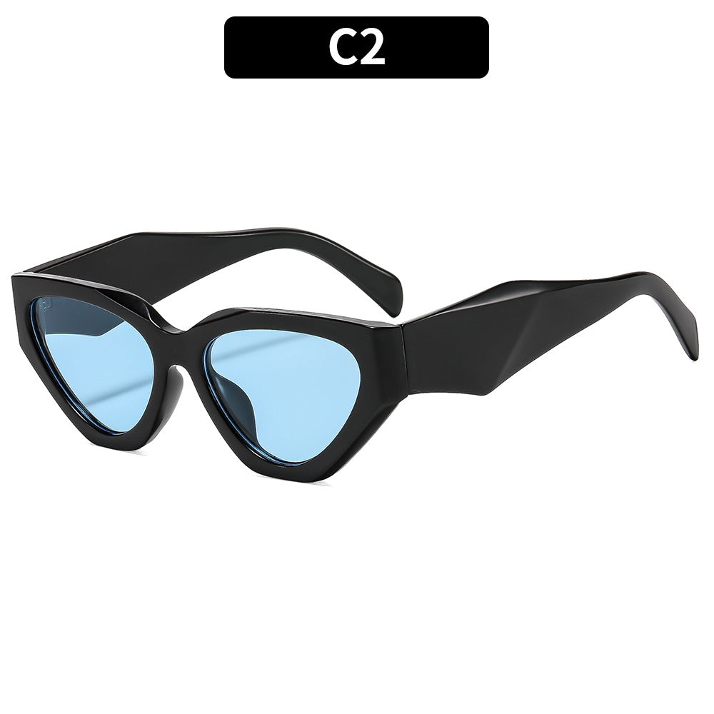 Skulpturale Katzenaugen-Sonnenbrille