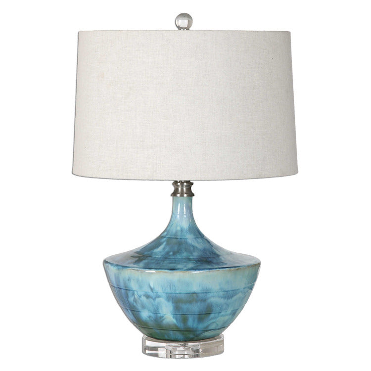 Dekorative Tischlampe mit künstlerischem Glasdesign