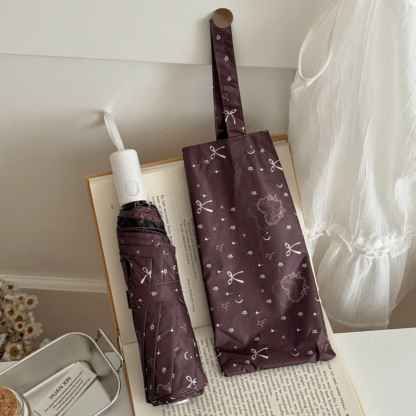 Damen Faltregenschirm mit elegantem Anhängerdesign Brehn