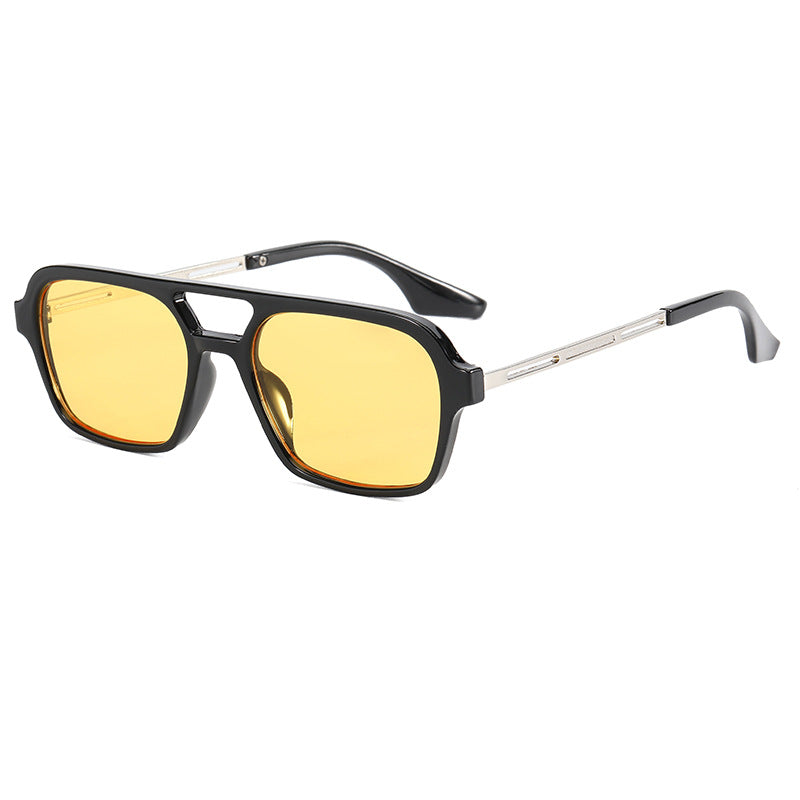 Quadratische Sonnenbrille Im Modischen Design Brehn