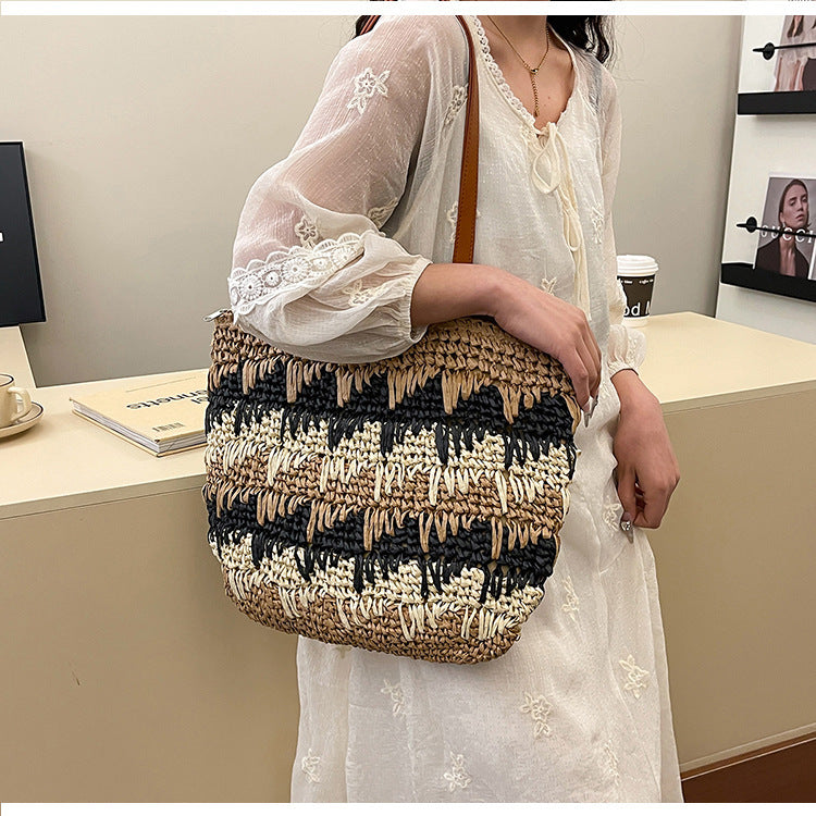 Handtasche Aus Geflochtenem Naturmaterial Brehn