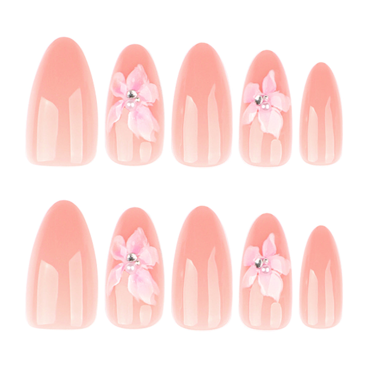 Kunstvolle Nageldesigns mit filigranen Blütenakzenten Brehn
