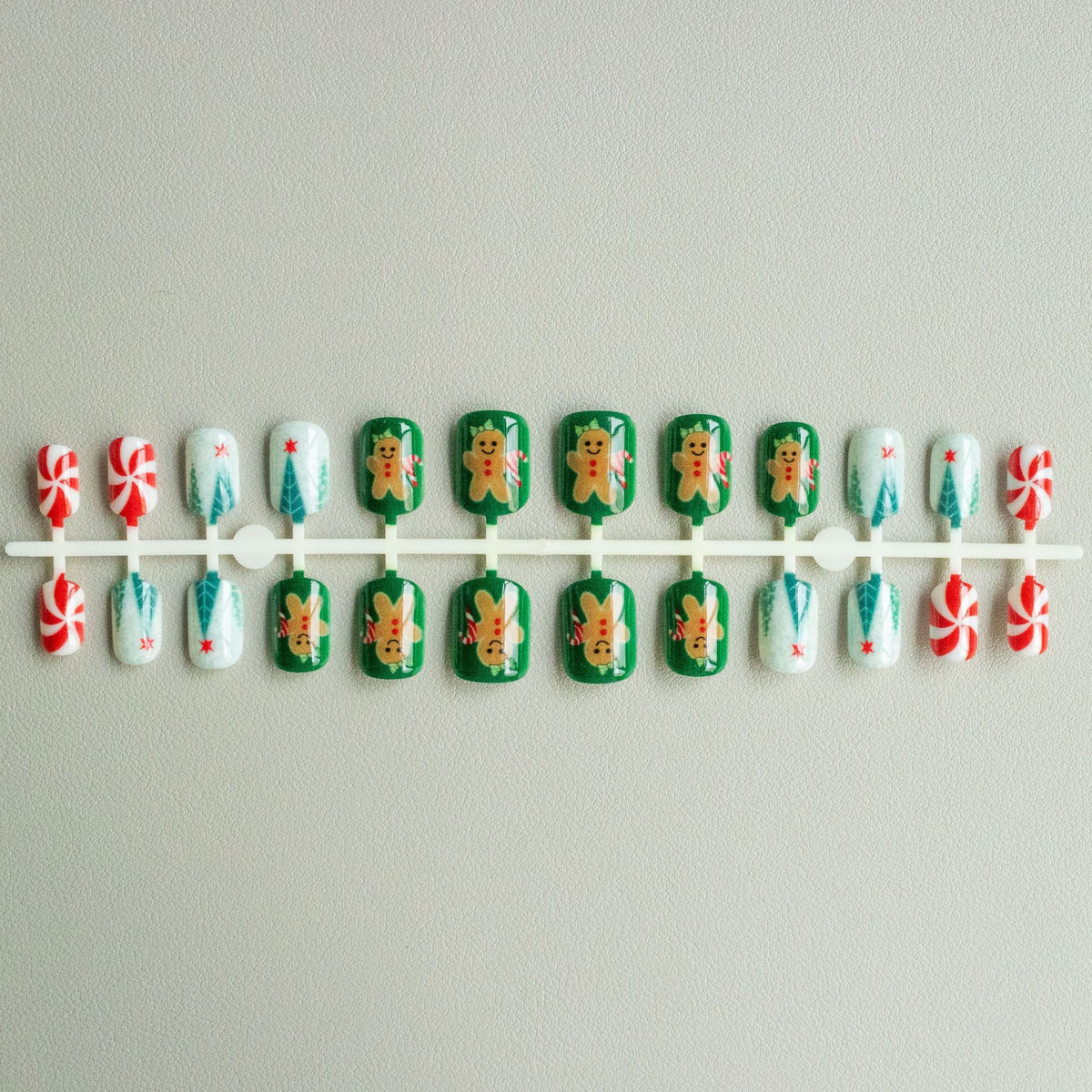 Festliches Feiertags-Themen-Nail Art Set 1790957993