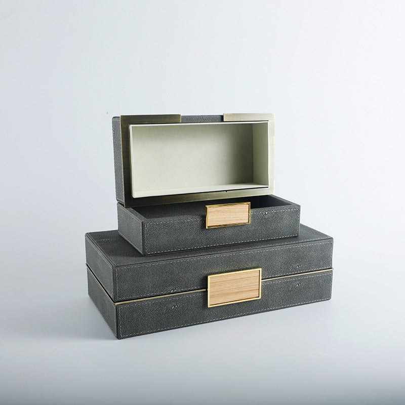 Dekorative Aufbewahrungsboxen mit stilvollem Webdetail