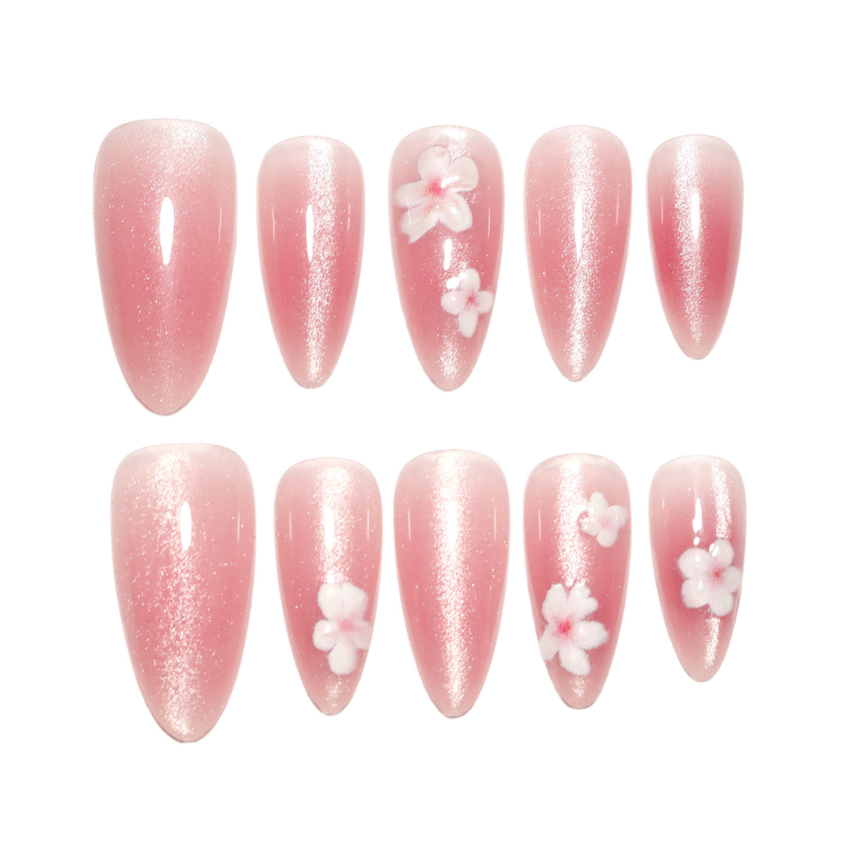 Künstliche Nagelkunst mit floralem Design Brehn