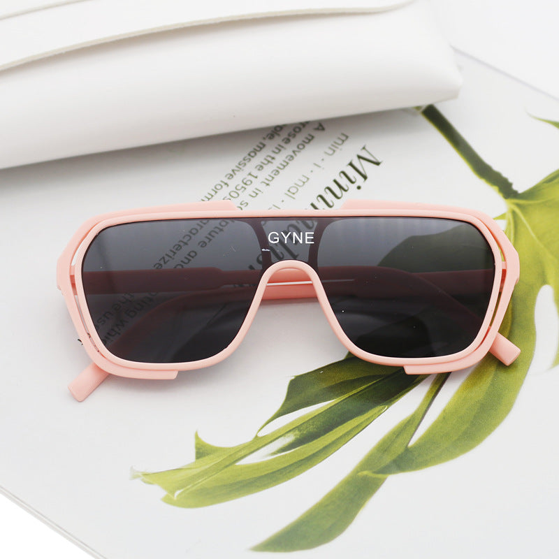 Damen Sportliche Sonnenbrille mit modernem Design Brehn