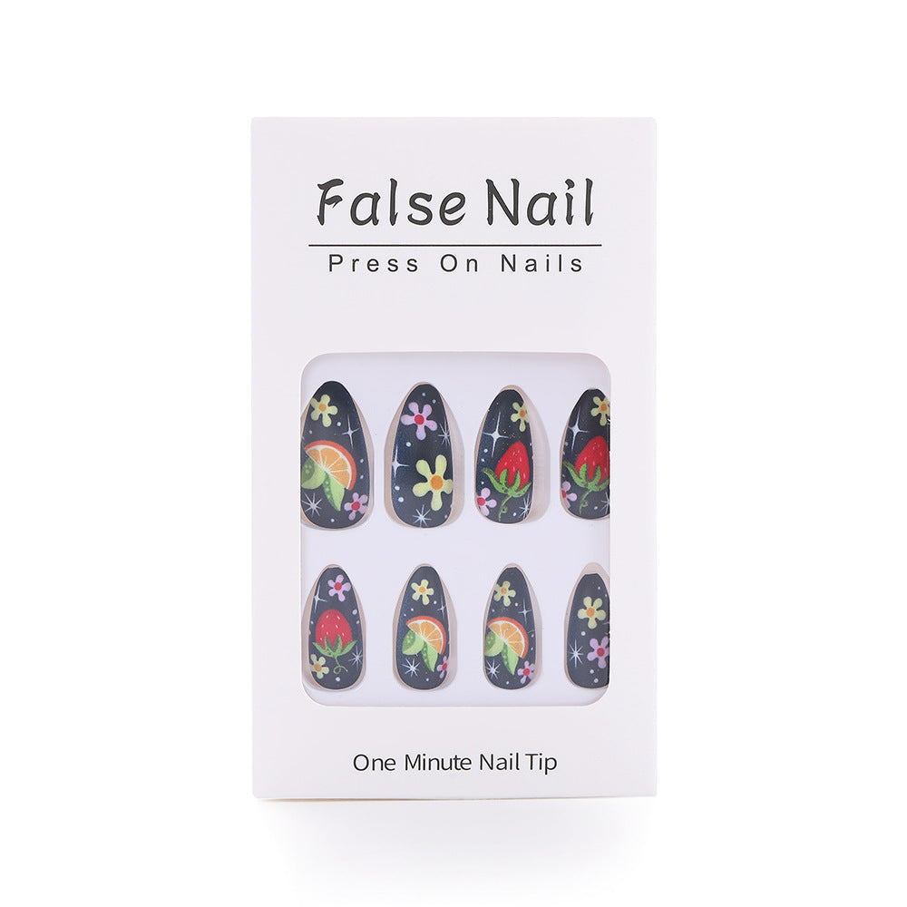 Kreative Nagelkunst Brehn