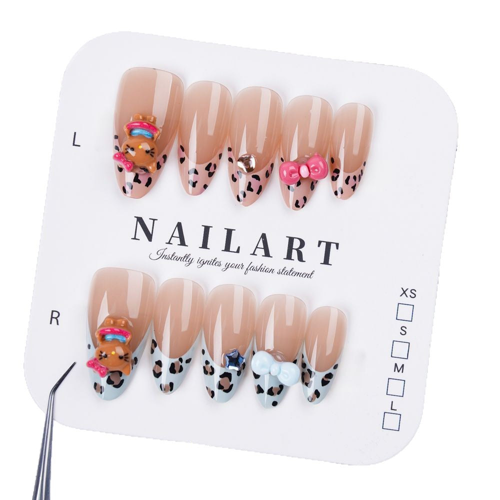Modischer Press-On Nagelset Brehn