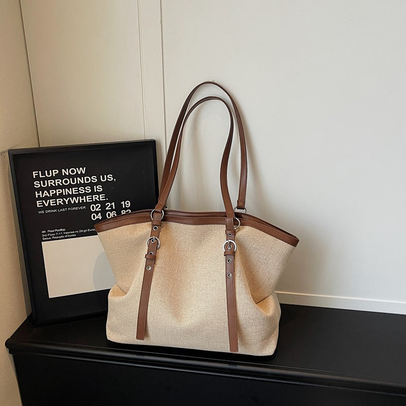 Vielseitige Canvas-Tote-Tasche mit Lederakzenten