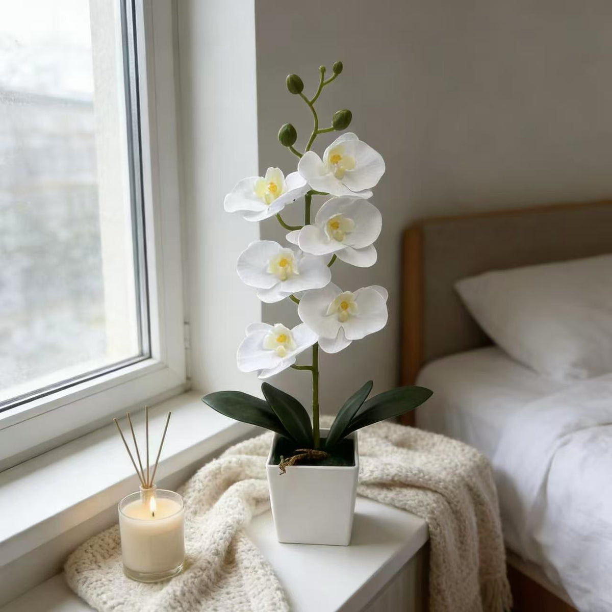 Elegante Künstliche Orchidee