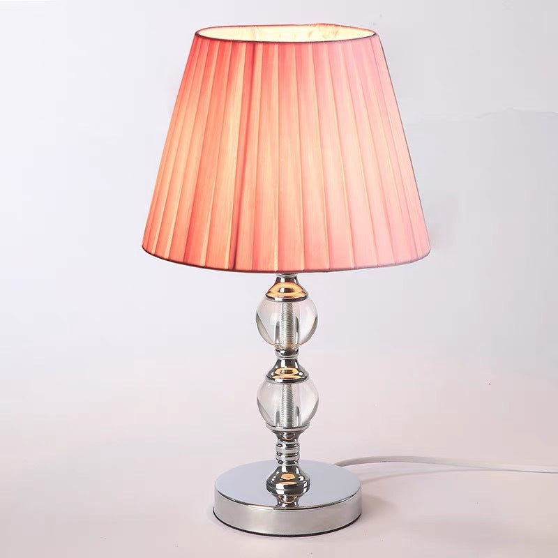 Elegante dekorative Tischlampe