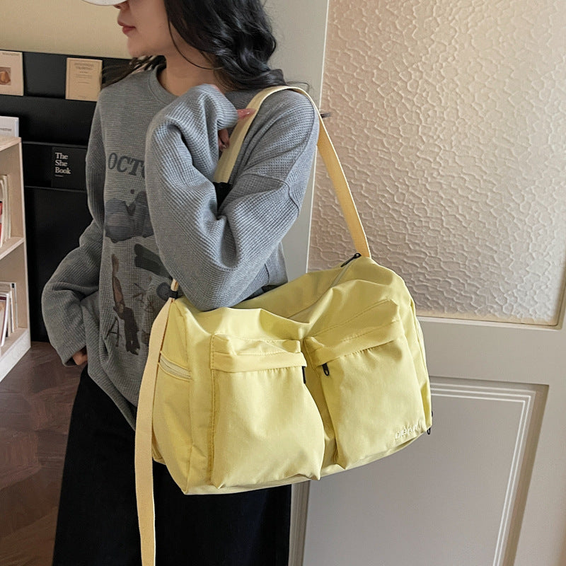 Damen Sportliche Schultertasche Brehn