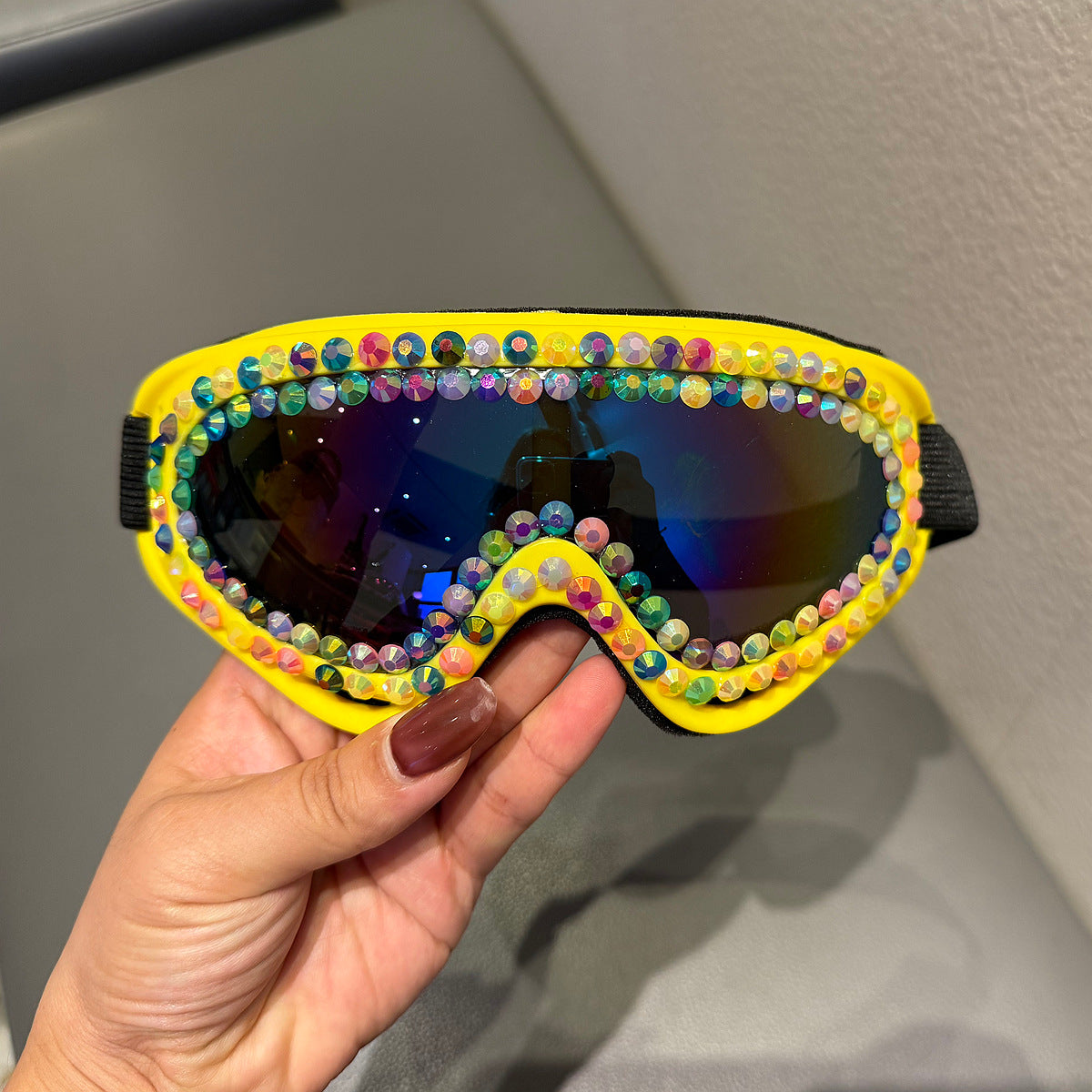 Damen Skibrille mit funkelndem Kristallrahmen Brehn