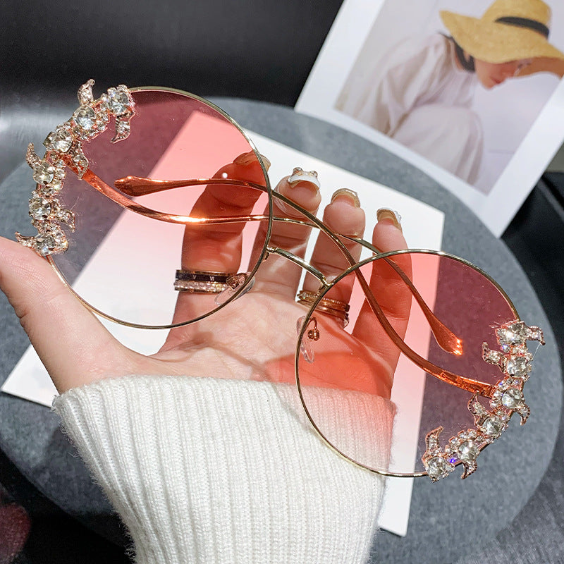 Damen Glamouröse Sonnenbrille mit funkelnden Strass-Details Brehn