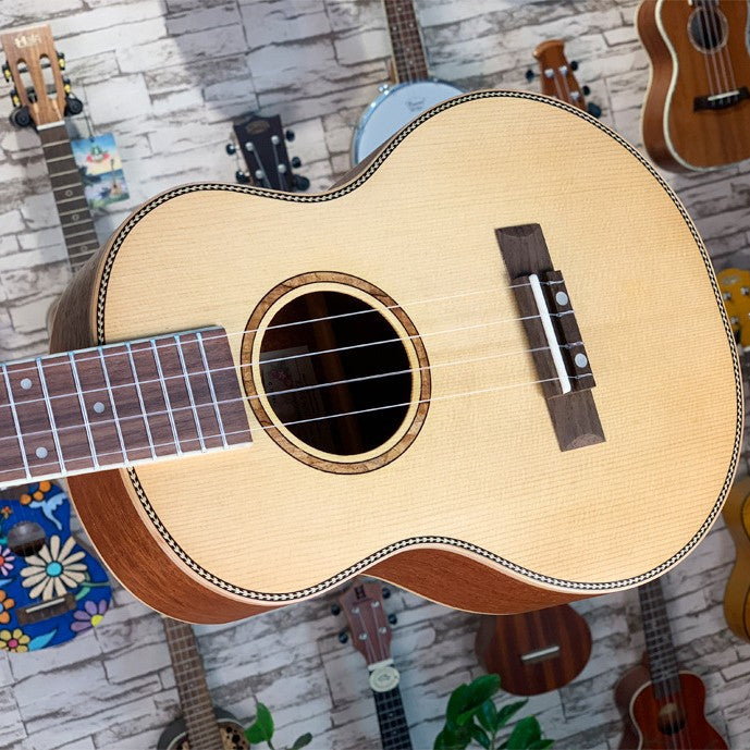 Premium 23-Zoll Akustikukulele Brehn