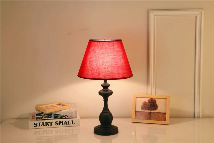 Stylische LED Tischlampe