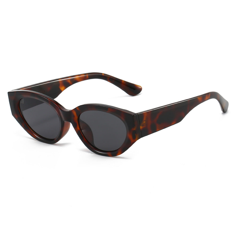 Damen Cat-Eye Sonnenbrille mit modernem, transparentem Rahmen und UV-Schutz Brehn