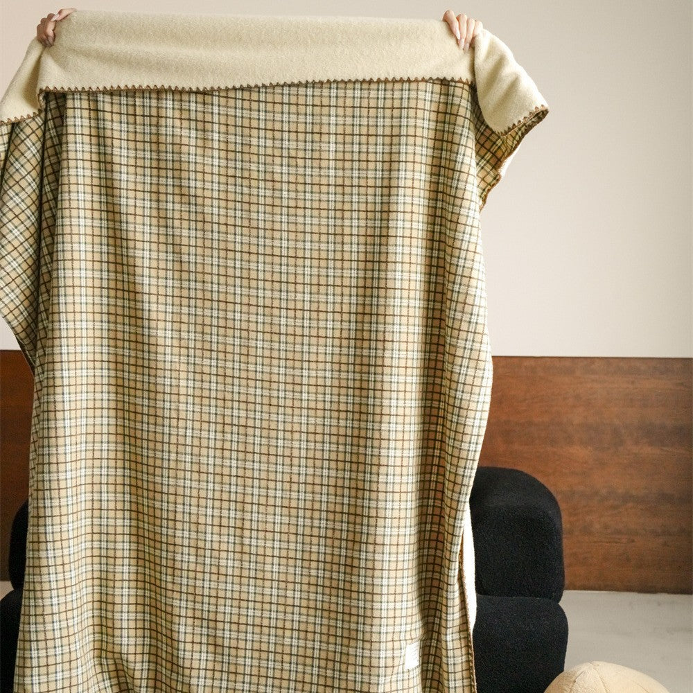 Wendbare Kuscheldecke aus kariertem Flanell mit weichem Fleece-Futter