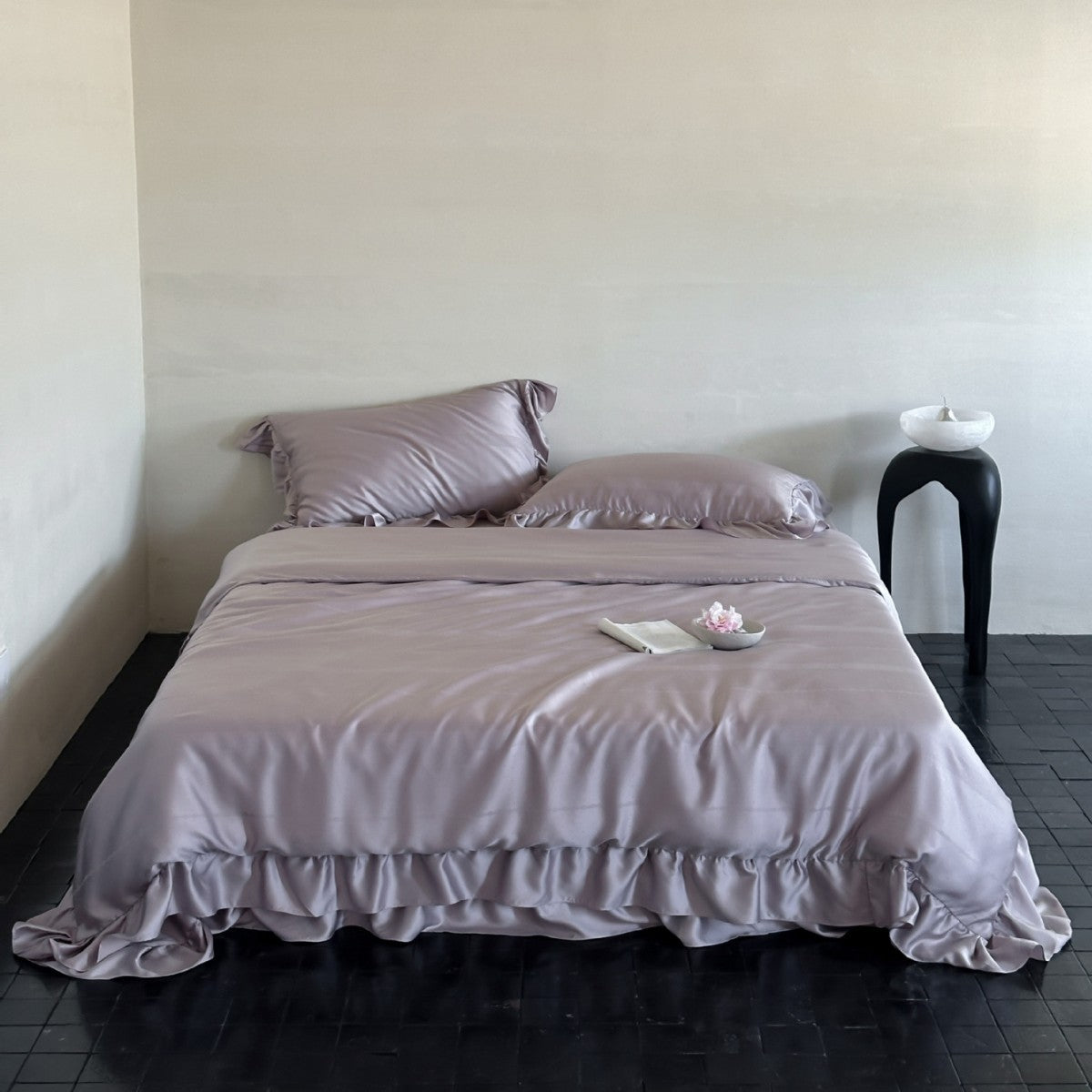 Rüsch Satin-Feeling Bettbezug Set mit Rüschensaum und Kissenbezügen