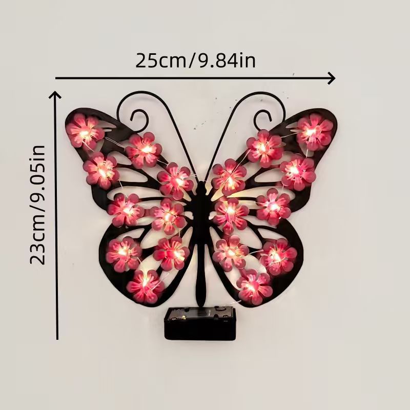 Dekorative LED-Schmetterlingswandlampe mit floralen Micro-LED- Akzenten und batteriebetriebener Steuerung Brehn