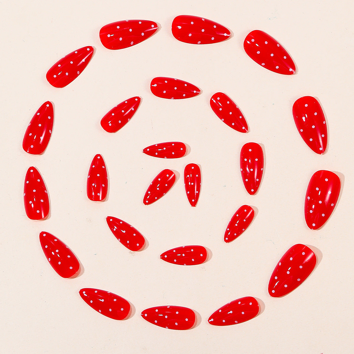 Glänzende Polka-Dot-Stiletto-Nagelkunstverlängerungen Brehn