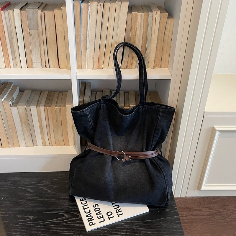 Geräumige Denim-Tasche